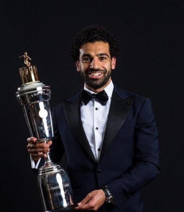 开云官网-萨拉赫重返赛场，领先优势明显首场状态出色，老鹰观众沸腾！上演精彩一战(lol全球总决赛8强赛程规则)