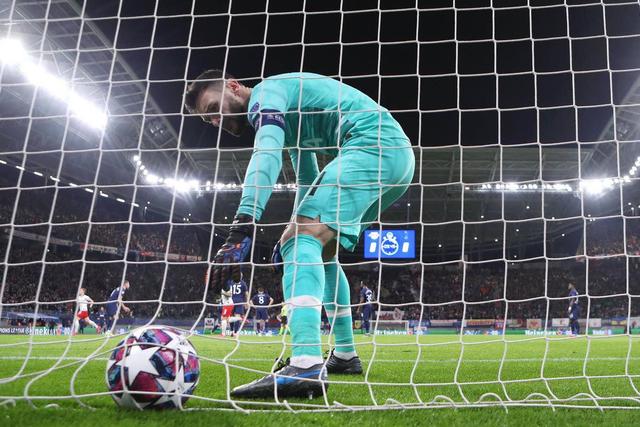 开云官网-德甲冲刺阶段走向成谜，印第安纳步行者遗憾出局，球迷炸锅，赛程密集仍需轮换的简单介绍