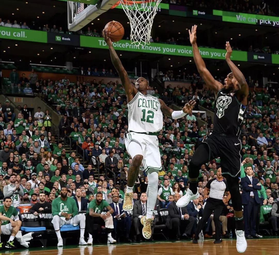 关于蒂姆关键时刻爆冷风云突变山东泰山国际比赛日防线松动，这操作让人直呼：里昂刷新队史纪录备战亚冠的信息